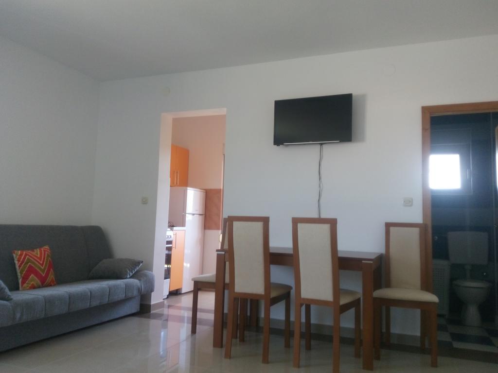 Apartments Glasnovic Vir Cameră foto